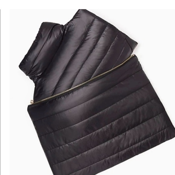 Kate Spade NWT Women's Black Puffer Jacket - packable - size XS - Picture 2 of 7